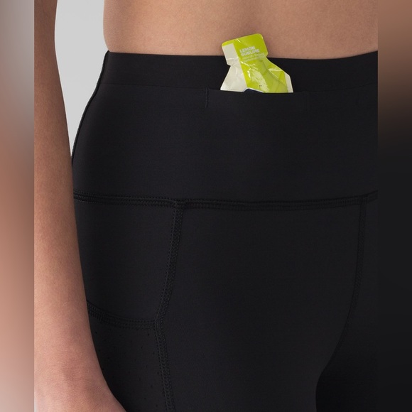 Lululemon Athletica Black Mind Over Miles Crop (17”) Leggings size 4 EUC - Picture 11 of 16